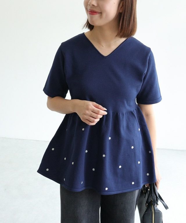 【ピエロ/Pierrot】のドットラメ刺繍ペプラムニット インテリア・キッズ・メンズ・レディースファッション・服の通販 founy(ファニー) ファッション Fashion レディースファッション Fashion for Women トップス・カットソー Cut & Sew Tops ニット Knit Tops & Sweaters ドット Polka Dot, Dot Pattern プチプライス・低価格 Affordable / Budget Price ペプラム Peplum, Flared Hem ランダム Random, Irregular 150cm / ネイビー / M|ID: prp329100004408981 ipo3291000000034736707