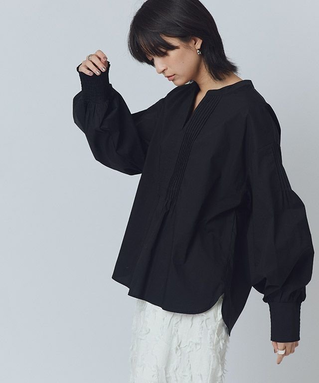 【ピエロ/Pierrot】のRASW キーネックボリュームスリーブブラウス 人気、トレンドファッション・服の通販 founy(ファニー) ファッション Fashion レディースファッション Fashion for Women トップス・カットソー Cut & Sew Tops シャツ・ブラウス・オフィスカジュアル Elegant Blouses & Button-Ups ボリューム袖・フリルスリーブブラウス Voluminous & Ruffle Sleeves / Puffy Sleeve Tops カフス Cuff Design シャーリング Shirring, Ruched スリット Slit, Slit Detail スリーブ Sleeve, Long Sleeve / Short Sleeve プチプライス・低価格 Affordable / Budget Price other-1|ID: prp329100004422433 ipo3291000000034158710