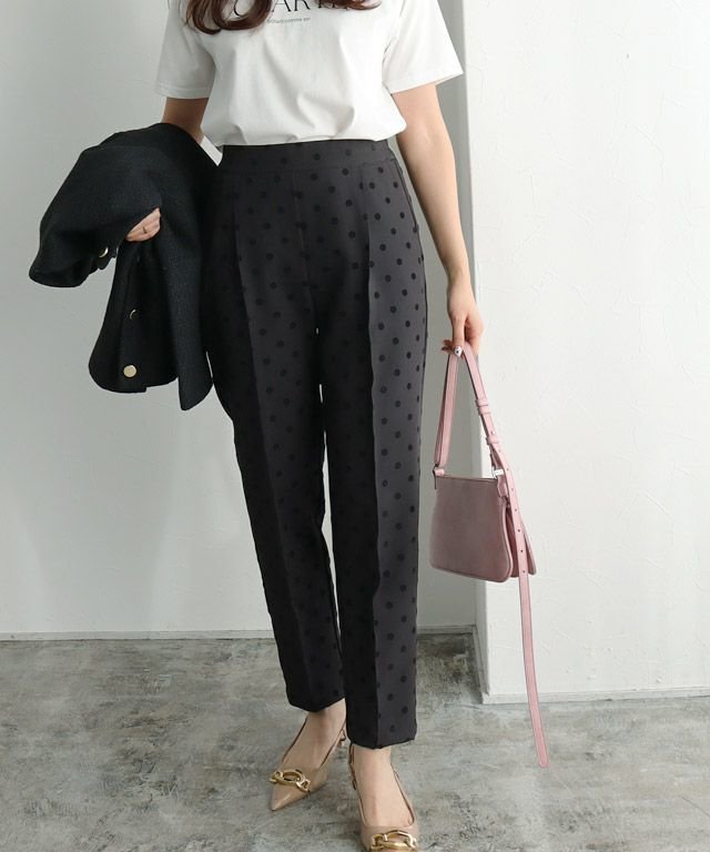 【ピエロ/Pierrot】のドットテーパードパンツ インテリア・キッズ・メンズ・レディースファッション・服の通販 founy(ファニー) https://founy.com/ ファッション Fashion レディースファッション WOMEN パンツ Pants トレンド Trend ドット Dot プチプライス・低価格 Affordable ロング Long エレガント 上品 Elegant 再入荷 Restock/Back In Stock/Re Arrival |ID: prp329100004424476 ipo3291000000030895018