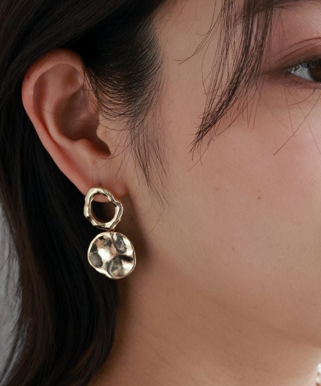 【ピエロ/Pierrot】のペタルキャストピアス[Pierrot] インテリア・キッズ・メンズ・レディースファッション・服の通販 founy(ファニー) 　ファッション　Fashion　レディースファッション　Fashion for Women　アクセサリー　Fashion Accessories　コーティング　Coating, Coated Finish　シルバー　Silver, Metallic Silver　シンプル　Simple, Minimal　プチプライス・低価格　Affordable / Budget Price　プレート　Plate, Dish　ゴールド|ID: prp329100004446450 ipo3291000000036072548