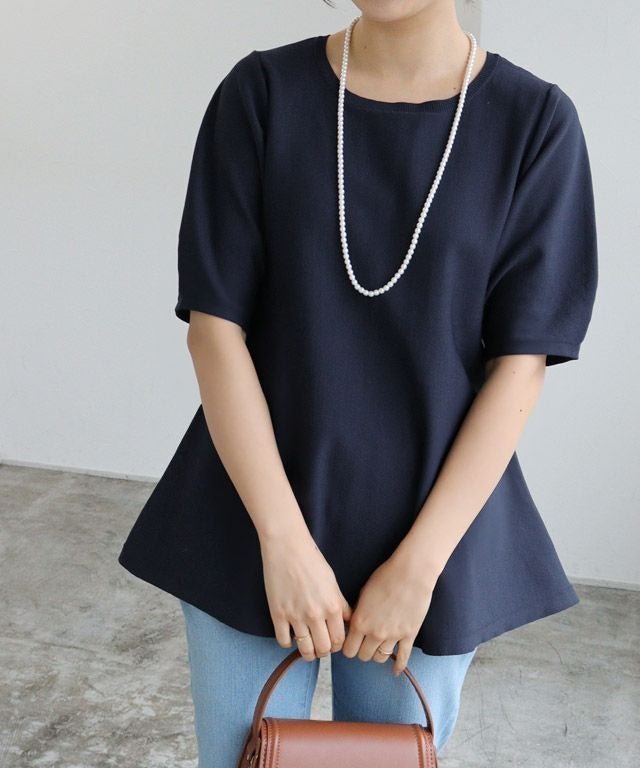 【ピエロ/Pierrot】の構築袖ペプラムニット インテリア・キッズ・メンズ・レディースファッション・服の通販 founy(ファニー) 　ファッション　Fashion　レディースファッション　Fashion for Women　トップス・カットソー　Cut & Sew Tops　ニット　Knit Tops & Sweaters　フェミニン　Feminine, Girly　プチプライス・低価格　Affordable / Budget Price　ペプラム　Peplum, Flared Hem　157cm / ネイビー / M|ID: prp329100004465018 ipo3291000000036072745