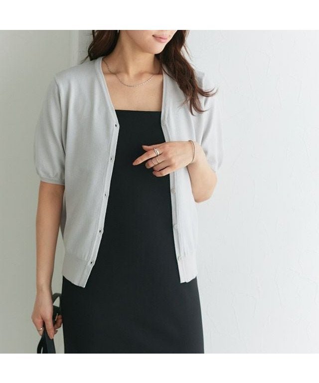 【ピエロ/Pierrot】の多機能ニット5分袖カーディガン インテリア・キッズ・メンズ・レディースファッション・服の通販 founy(ファニー) 　ファッション　Fashion　レディースファッション　Fashion for Women　トップス・カットソー　Cut & Sew Tops　ニット　Knit Tops & Sweaters　カーディガン・羽織り　Layered Style Cardigans　ウォッシャブル　Machine Washable　カーディガン　Cardigan, Knitwear　シンプル　Simple, Minimal　プチプライス・低価格　Affordable / Budget Price　エレガント 上品　Elegant　抗菌　Antibacterial, Bacteria-Resistant　166cm / ライトグレー / M|ID: prp329100004481058 ipo3291000000036072917