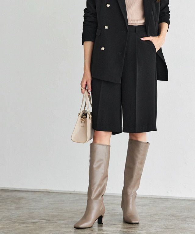 【ピエロ/Pierrot】のタックハーフパンツ インテリア・キッズ・メンズ・レディースファッション・服の通販 founy(ファニー) https://founy.com/ ファッション Fashion レディースファッション Fashion for Women パンツ Pants & Trousers ショートパンツ・ハーフパンツ High-Waisted & Relaxed Shorts センター Center, Center Line フロント Front, Front Design プチプライス・低価格 Affordable / Budget Price エレガント 上品 Elegant |ID: prp329100004481068 ipo3291000000035935722