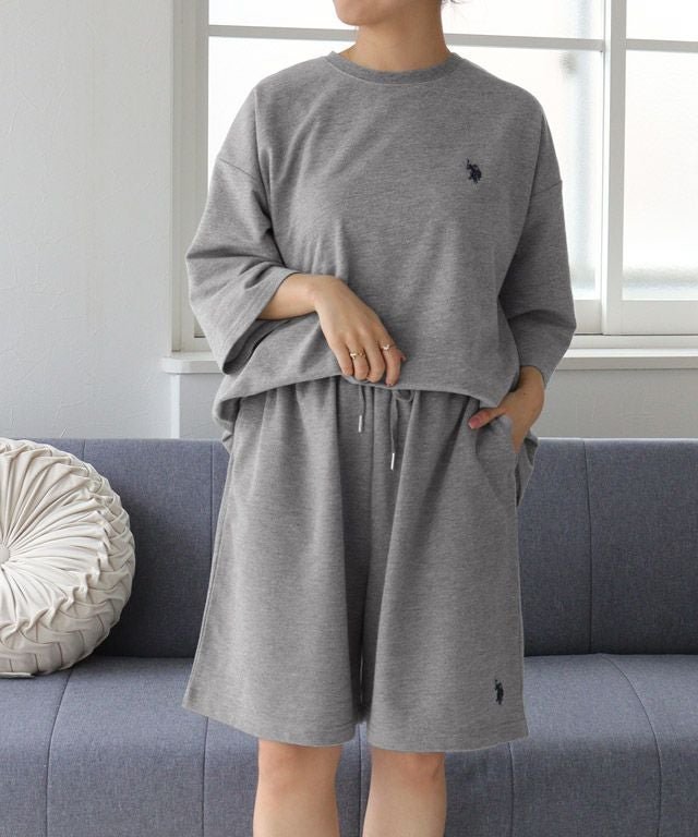 【ピエロ/Pierrot】の【U.S.POLO ASSN.】ライトスウェットセットアップ インテリア・キッズ・メンズ・レディースファッション・服の通販 founy(ファニー) 　ファッション　Fashion　レディースファッション　Fashion for Women　トップス・カットソー　Cut & Sew Tops　レディースパーカー・カジュアルフーディー　Casual Hoodies & Sweatshirts　スウェット・クルーネックトップス　Sweatshirts & Crewnecks / Relaxed Fit Sweat Tops　ワンピース　Dresses　オールインワン・ワンピース　Dresses and Jumpsuits　おすすめ　Recommended / Our Picks　スウェット / スエット　Sweatshirt, Sweatwear　プチプライス・低価格　Affordable / Budget Price　リラックス　Relax, Relaxed Fit　150cm / 杢グレー / M|ID: prp329100004487513 ipo3291000000036073062