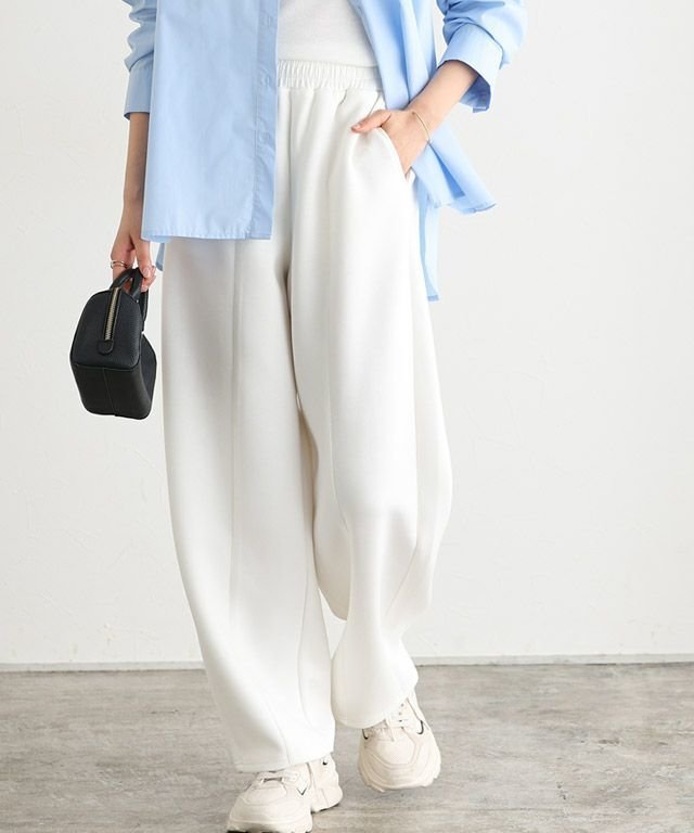 【ピエロ/Pierrot】のダンボールスウェットカーブパンツ インテリア・キッズ・メンズ・レディースファッション・服の通販 founy(ファニー) 　ファッション　Fashion　レディースファッション　Fashion for Women　パンツ　Pants & Trousers　スウェット / スエット　Sweatshirt, Sweatwear　センター　Center, Center Line　プチプライス・低価格　Affordable / Budget Price　166cm / オフホワイト / M|ID: prp329100004503386 ipo3291000000033843694