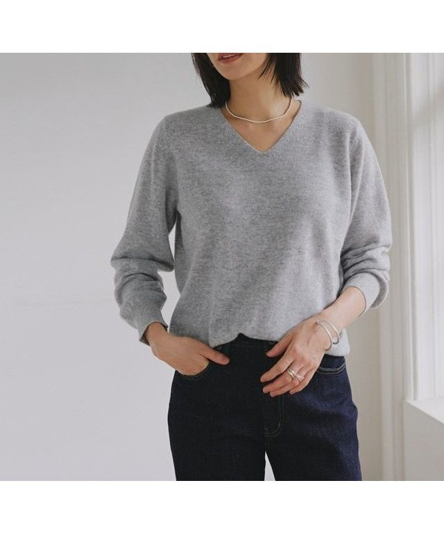 【ピエロ/Pierrot】のRASW カシミヤ100%Vネックニット インテリア・キッズ・メンズ・レディースファッション・服の通販 founy(ファニー) 　ファッション　Fashion　レディースファッション　WOMEN　トップス・カットソー　Tops/Tshirt　ニット　Knit Tops　Vネック　V-Neck　送料無料　Free Shipping　おすすめ　Recommend　アンサンブル　Ensemble　カシミヤ　Cashmere　シンプル　Simple　プチプライス・低価格　Affordable　ベーシック　Basic　ボトム　Bottom　マフラー　Scarf　再入荷　Restock/Back In Stock/Re Arrival　165cm / 杢グレー / M|ID: prp329100004515338 ipo3291000000031904276