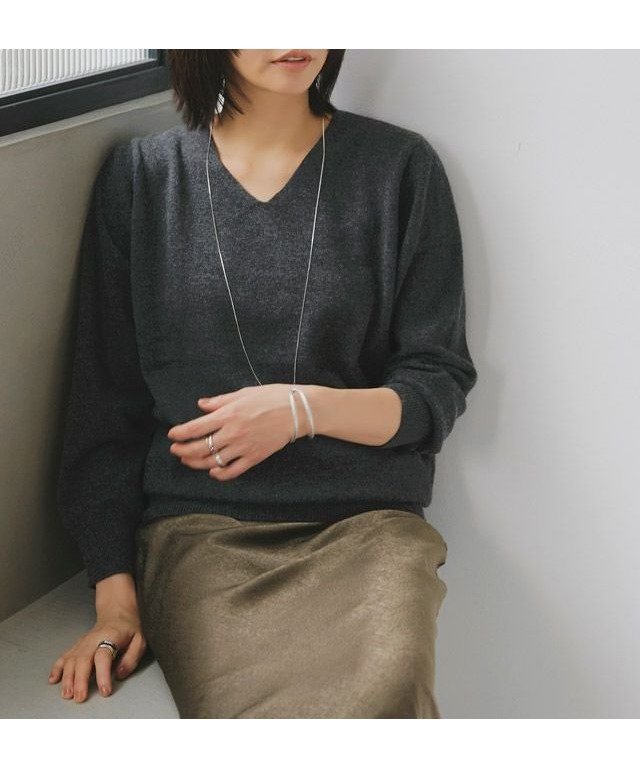 【ピエロ/Pierrot】のRASW カシミヤ100%Vネックニット インテリア・キッズ・メンズ・レディースファッション・服の通販 founy(ファニー) 　ファッション　Fashion　レディースファッション　WOMEN　トップス・カットソー　Tops/Tshirt　ニット　Knit Tops　Vネック　V-Neck　送料無料　Free Shipping　おすすめ　Recommend　アンサンブル　Ensemble　カシミヤ　Cashmere　シンプル　Simple　プチプライス・低価格　Affordable　ベーシック　Basic　ボトム　Bottom　マフラー　Scarf　再入荷　Restock/Back In Stock/Re Arrival　165cm / ダークチャコール / M|ID: prp329100004515338 ipo3291000000031904279