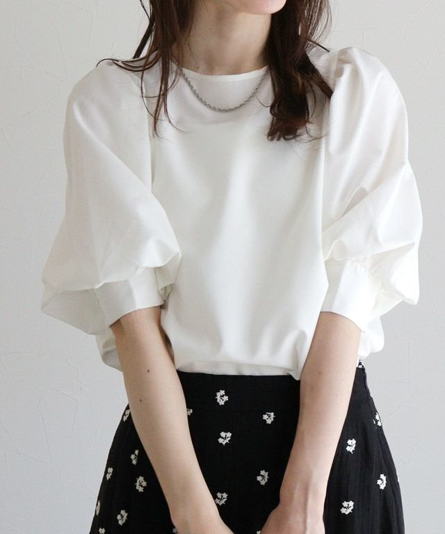 【ピエロ/Pierrot】のボリュームパフスリーブブラウス インテリア・キッズ・メンズ・レディースファッション・服の通販 founy(ファニー) 　ファッション　Fashion　レディースファッション　WOMEN　トップス・カットソー　Tops/Tshirt　シャツ/ブラウス　Shirts/Blouses　送料無料　Free Shipping　2025年　2025　2025春夏・S/S　Ss,Spring/Summer,2025　ストライプ　Stripe　スリーブ　Sleeve　プチプライス・低価格　Affordable　リボン　Ribbon　エレガント 上品　Elegant　163cm / オフホワイト / M|ID: prp329100004516476 ipo3291000000031917663