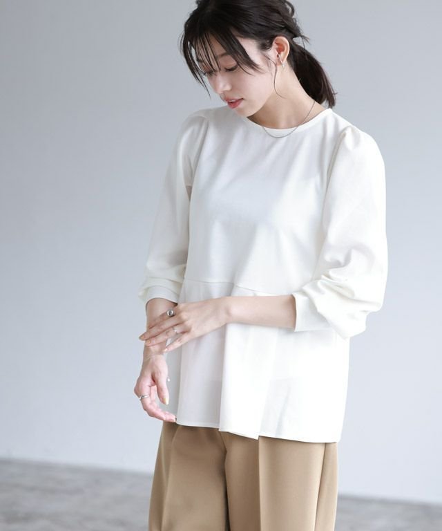 【ピエロ/Pierrot】のペプラムTブラウス 【UVカット】 インテリア・キッズ・メンズ・レディースファッション・服の通販 founy(ファニー) 　ファッション　Fashion　レディースファッション　Ladies' Fashion Online　トップス・カットソー　Tops/Tshirt　シャツ/ブラウス　Shirts/Blouses　送料無料　Free Shipping　カットソー　Cut And Sew　ジョーゼット　Georgette　バランス　Balance　フレア　Flare　プチプライス・低価格　Affordable　ペプラム　Peplum　エレガント 上品　Elegant　オフホワイト|ID: prp329100004537639 ipo3291000000032467152