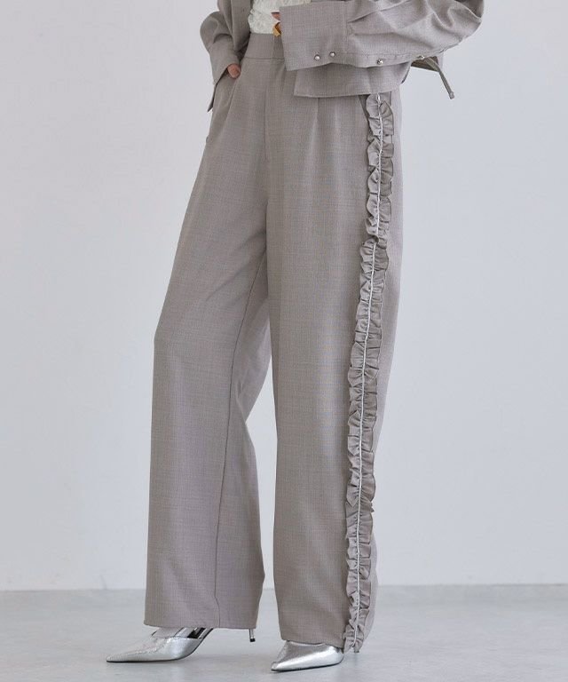 【ピエロ/Pierrot】のECLAM サイドフリルデザインパンツ【ドラマ着用】 インテリア・キッズ・メンズ・レディースファッション・服の通販 founy(ファニー) 　ファッション　Fashion　レディースファッション　Fashion for Women　パンツ　Pants & Trousers　おすすめ　Recommended / Our Picks　カットソー　Cut and Sewn Top　セットアップ　Set-Up, Coordinated Outfit　センター　Center, Center Line　トレンド　Trend, Trending Now　フリル　Frill, Ruffle　プチプライス・低価格　Affordable / Budget Price　ロング　Long, Long-Length　サイドフリルデザインパンツ|ID: prp329100004554140 ipo3291000000035622136