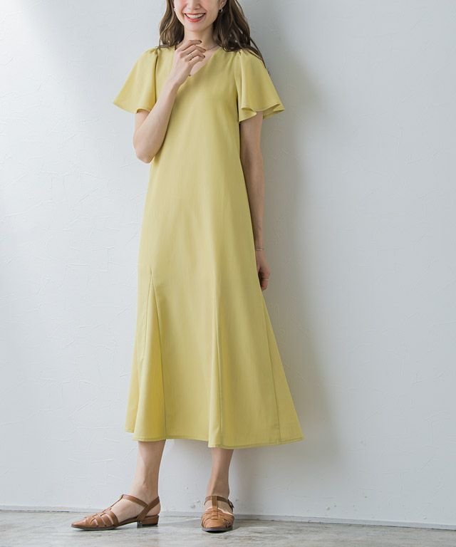 【ピエロ/Pierrot】のフレアスリーブワンピース インテリア・キッズ・メンズ・レディースファッション・服の通販 founy(ファニー) 　ファッション　Fashion　レディースファッション　Fashion for Women　ワンピース　Dresses　スリーブ　Sleeve, Long Sleeve / Short Sleeve　デコルテ　Décolleté, Neckline　フレア　Flare, Flared　プチプライス・低価格　Affordable / Budget Price　マーメイド　Mermaid, Fishtail Silhouette　エレガント 上品　Elegant　イエロー|ID: prp329100004562465 ipo3291000000032979469