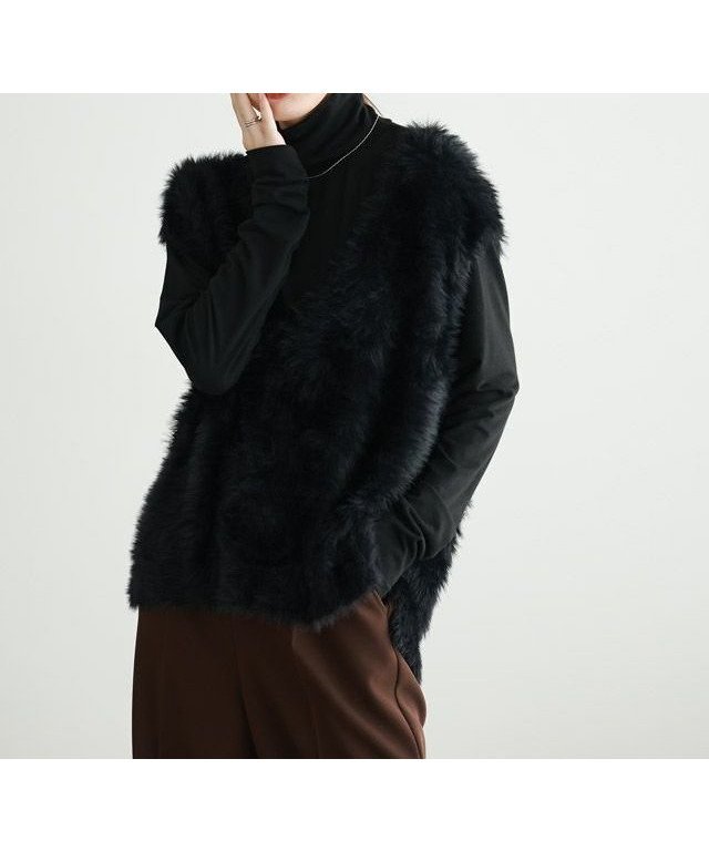 【ピエロ/Pierrot】のシャギーVネックニットベスト インテリア・キッズ・メンズ・レディースファッション・服の通販 founy(ファニー) https://founy.com/ ファッション Fashion レディースファッション Fashion for Women アウター Coat / Outerwear Collection トップス・カットソー Cut & Sew Tops ニット Knit Tops & Sweaters ベスト&ジレ / 重ね着スタイル Vests & Gilets Vネックトップス V-Neck Tops / V-Cut Neckline Shirts インナー Innerwear シンプル Simple, Minimal トレンド Trend, Trending Now プチプライス・低価格 Affordable / Budget Price |ID: prp329100004562482 ipo3291000000032260624