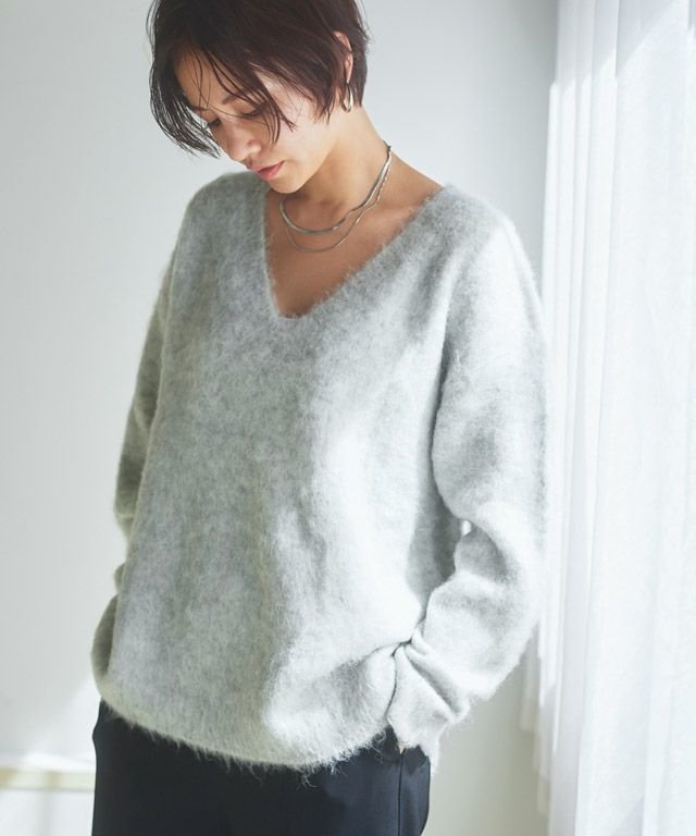 【ピエロ/Pierrot】のRASW Vネックアルパカシャギーニット インテリア・キッズ・メンズ・レディースファッション・服の通販 founy(ファニー) https://founy.com/ ファッション Fashion レディースファッション Fashion for Women トップス・カットソー Cut & Sew Tops ニット Knit Tops & Sweaters Vネックトップス V-Neck Tops / V-Cut Neckline Shirts シンプル Simple, Minimal デコルテ Décolleté, Neckline トレンド Trend, Trending Now プチプライス・低価格 Affordable / Budget Price |ID: prp329100004562650 ipo3291000000032261823