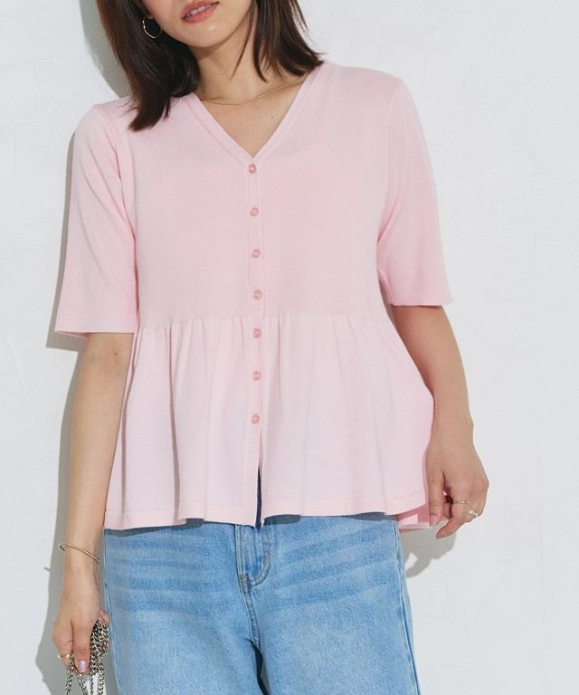 【ピエロ/Pierrot】のペプラムニットカーディガン インテリア・キッズ・メンズ・レディースファッション・服の通販 founy(ファニー) 　ファッション　Fashion　レディースファッション　Fashion for Women　トップス・カットソー　Cut & Sew Tops　ニット　Knit Tops & Sweaters　カーディガン・羽織り　Layered Style Cardigans　ギャザー　Gathered, Ruffled　デコルテ　Décolleté, Neckline　デニム　Denim, Jeans Material　フレア　Flare, Flared　プチプライス・低価格　Affordable / Budget Price　ボトム　Bottoms, Lower Wear　ビジネス 仕事 通勤　Business / Work / Commuting　167cm / パウダーピンク / M|ID: prp329100004580610 ipo3291000000032620736
