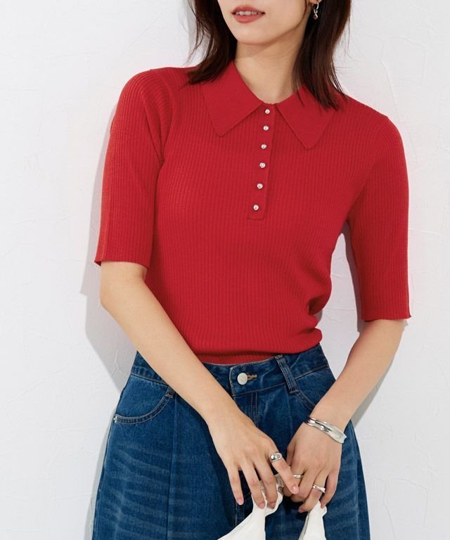 【ピエロ/Pierrot】のボタンが選べるリブポロニット インテリア・キッズ・メンズ・レディースファッション・服の通販 founy(ファニー) 　ファッション　Fashion　レディースファッション　Fashion for Women　トップス・カットソー　Cut & Sew Tops　ニット　Knit Tops & Sweaters　ウォッシャブル　Machine Washable　シンプル　Simple, Minimal　スタッズ　Studs, Metal Accents　パール　Pearl, Pearl Accent　プチプライス・低価格　Affordable / Budget Price　夏　Summer　春　Spring　167cm / スタッズボタン / レッド / M|ID: prp329100004587762 ipo3291000000036127345