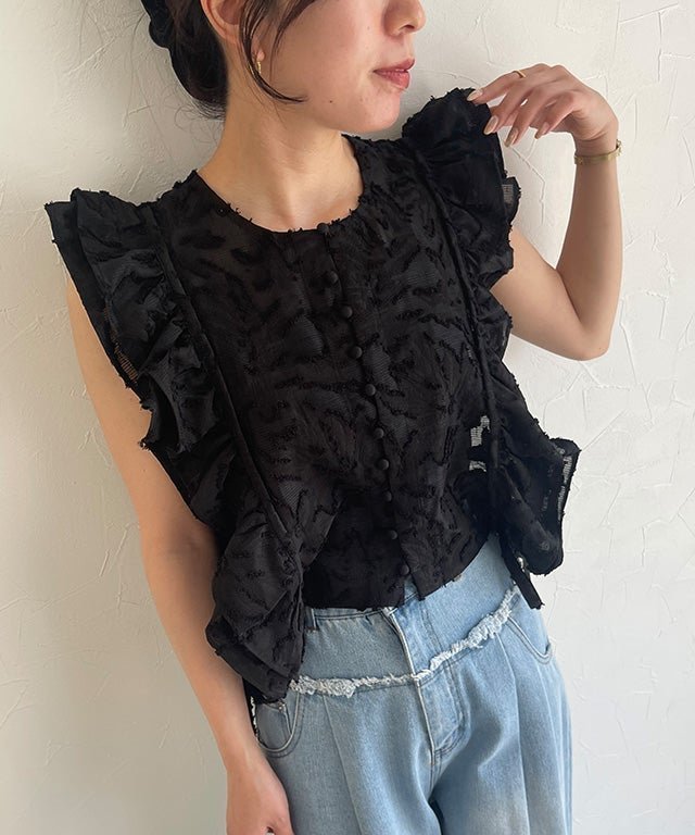 【ピエロ/Pierrot】のECLAM フリンジジャカードフリルべスト 人気、トレンドファッション・服の通販 founy(ファニー) 　ファッション　Fashion　レディースファッション　Fashion for Women　トップス・カットソー　Cut & Sew Tops　おすすめ　Recommended / Our Picks　シンプル　Simple, Minimal　セットアップ　Set-Up, Coordinated Outfit　ダウン　Down, Puffer　デニム　Denim, Jeans Material　フリル　Frill, Ruffle　フロント　Front, Front Design　プチプライス・低価格　Affordable / Budget Price　リボン　Ribbon, Bow　エレガント 上品　Elegant　夏　Summer　 other-1|ID: prp329100004602056 ipo3291000000035966787