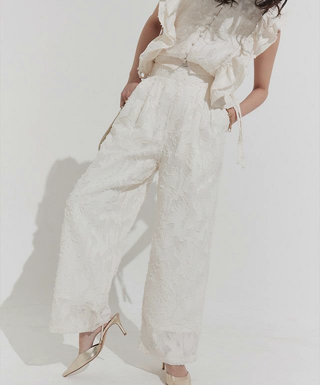 【ピエロ/Pierrot】のECLAM フリンジジャカードタックパンツ インテリア・キッズ・メンズ・レディースファッション・服の通販 founy(ファニー) 　ファッション　Fashion　レディースファッション　Fashion for Women　パンツ　Pants & Trousers　送料無料　Free Shipping　2025年　2025　2025春夏・S/S　Spring/Summer 2025 SS25　おすすめ　Recommended / Our Picks　シンプル　Simple, Minimal　ジャケット　Jacket, Outerwear　ストレート　Straight, Straight Cut　セットアップ　Set-Up, Coordinated Outfit　プチプライス・低価格　Affordable / Budget Price　ポケット　Pocket, Pocket Detail　リラックス　Relax, Relaxed Fit　エレガント 上品　Elegant　夏　Summer　[ECLAM] フリンジジャカードタックパンツ|ID: prp329100004602058 ipo3291000000032720773
