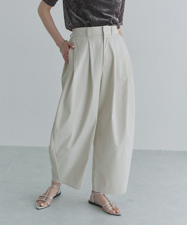 【ピエロ/Pierrot】のECLAM サイドタックコクーンパンツ インテリア・キッズ・メンズ・レディースファッション・服の通販 founy(ファニー) 　ファッション　Fashion　レディースファッション　Fashion for Women　パンツ　Pants & Trousers　送料無料　Free Shipping　2025年　2025　2025春夏・S/S　Spring/Summer 2025 SS25　スタイリッシュ　Stylish, Fashionable　トレンド　Trend, Trending Now　プチプライス・低価格　Affordable / Budget Price　166cm / ライトベージュ / M|ID: prp329100004602062 ipo3291000000032720797