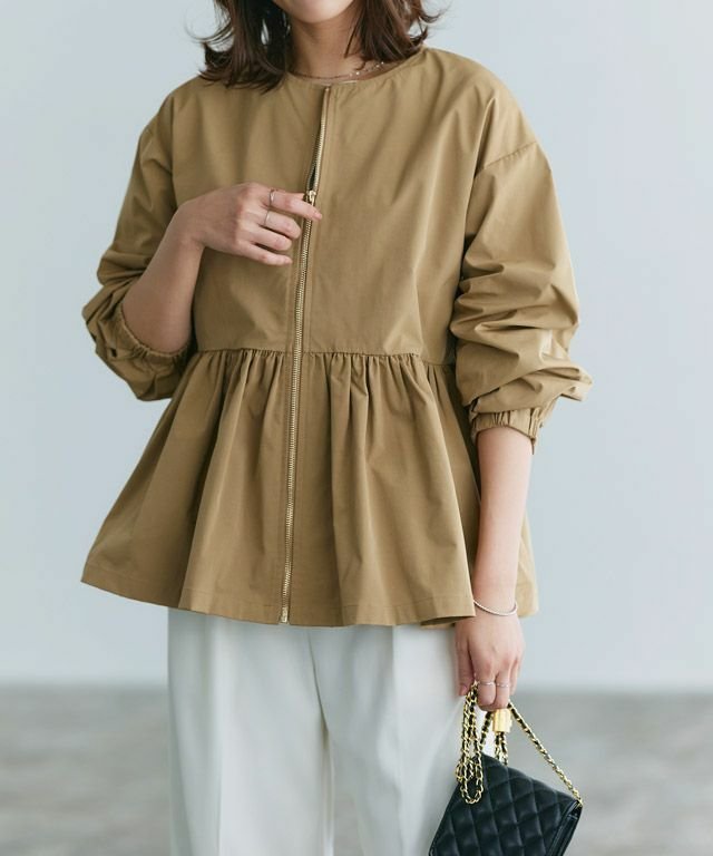 【ピエロ/Pierrot】のヘムフレアノーカラーブルゾン インテリア・キッズ・メンズ・レディースファッション・服の通販 founy(ファニー) 　ファッション　Fashion　レディースファッション　Fashion for Women　アウター　Coat / Outerwear Collection　レディースジャケット・軽アウター　Jackets　ブルゾンジャケット・スポーティアウター　Blouson Jackets　2025年　2025　2025春夏・S/S　Spring/Summer 2025 SS25　インナー　Innerwear　シンプル　Simple, Minimal　フェミニン　Feminine, Girly　フレア　Flare, Flared　ブルゾン　Blouson, Bomber Jacket　プチプライス・低価格　Affordable / Budget Price　人気　Popular, Best Seller　167cm / ベージュ / M|ID: prp329100004609314 ipo3291000000032969761