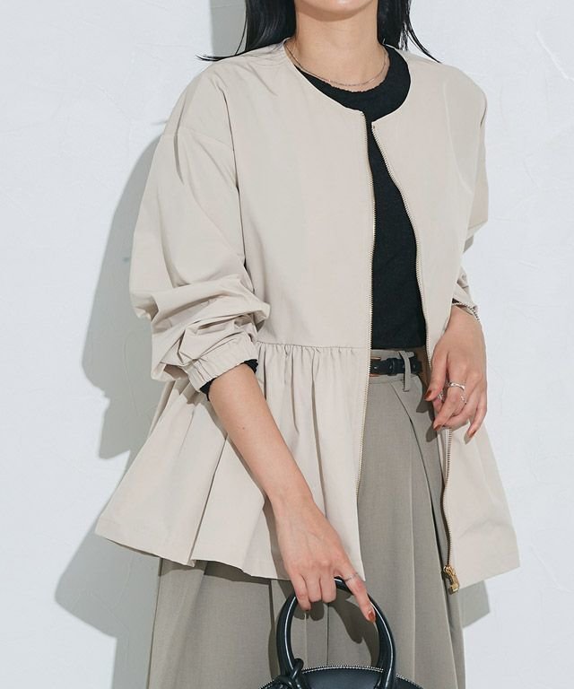 【ピエロ/Pierrot】のヘムフレアノーカラーブルゾン インテリア・キッズ・メンズ・レディースファッション・服の通販 founy(ファニー) 　ファッション　Fashion　レディースファッション　Fashion for Women　アウター　Coat / Outerwear Collection　レディースジャケット・軽アウター　Jackets　ブルゾンジャケット・スポーティアウター　Blouson Jackets　インナー　Innerwear　シンプル　Simple, Minimal　フェミニン　Feminine, Girly　フレア　Flare, Flared　ブルゾン　Blouson, Bomber Jacket　プチプライス・低価格　Affordable / Budget Price　人気　Popular, Best Seller　162cm / ライトグレージュ / M|ID: prp329100004609314 ipo3291000000033515120