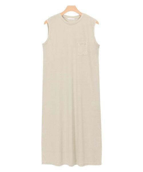 【ピエロ/Pierrot】のミニポケットロングノースリワンピース インテリア・キッズ・メンズ・レディースファッション・服の通販 founy(ファニー) 　ファッション　Fashion　レディースファッション　Fashion for Women　ワンピース　Dresses　カットソー　Cut and Sewn Top　シンプル　Simple, Minimal　プチプライス・低価格　Affordable / Budget Price　ポケット　Pocket, Pocket Detail　ロング　Long, Long-Length　エレガント 上品　Elegant　アイボリー|ID: prp329100004632085 ipo3291000000033334476