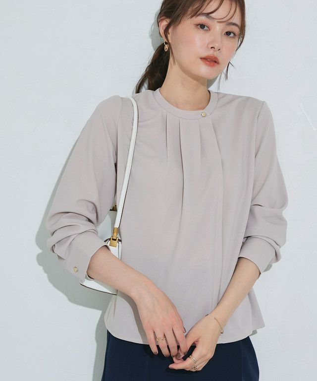 【ピエロ/Pierrot】のラップタックTブラウス インテリア・キッズ・メンズ・レディースファッション・服の通販 founy(ファニー) 　ファッション　Fashion　レディースファッション　Fashion for Women　トップス・カットソー　Cut & Sew Tops　シャツ・ブラウス・オフィスカジュアル　Elegant Blouses & Button-Ups　送料無料　Free Shipping　インナー　Innerwear　カットソー　Cut and Sewn Top　シンプル　Simple, Minimal　ジャケット　Jacket, Outerwear　ジョーゼット　Georgette, Semi-Sheer Fabric　プチプライス・低価格　Affordable / Budget Price　ラップ　Wrap, Wrap Design　エレガント 上品　Elegant　167cm / グレー / M|ID: prp329100004636186 ipo3291000000033396625