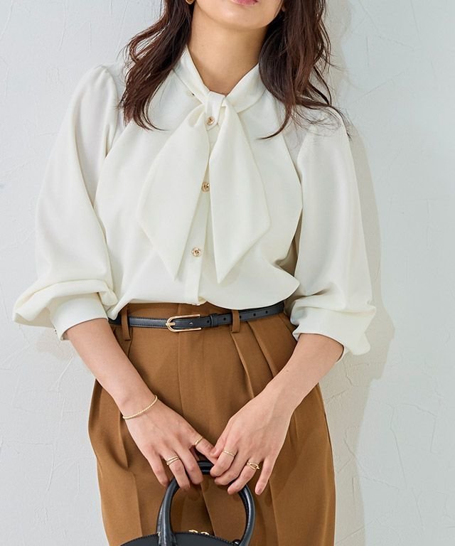 【ピエロ/Pierrot】のボウタイデザインTブラウス インテリア・キッズ・メンズ・レディースファッション・服の通販 founy(ファニー) ファッション Fashion レディースファッション Fashion for Women トップス・カットソー Cut & Sew Tops シャツ・ブラウス・オフィスカジュアル Elegant Blouses & Button-Ups 送料無料 Free Shipping インナー Innerwear カットソー Cut and Sewn Top ジャケット Jacket, Outerwear ジョーゼット Georgette, Semi-Sheer Fabric フロント Front, Front Design プチプライス・低価格 Affordable / Budget Price エレガント 上品 Elegant 158cm / オフホワイト / M|ID: prp329100004636187 ipo3291000000034474948