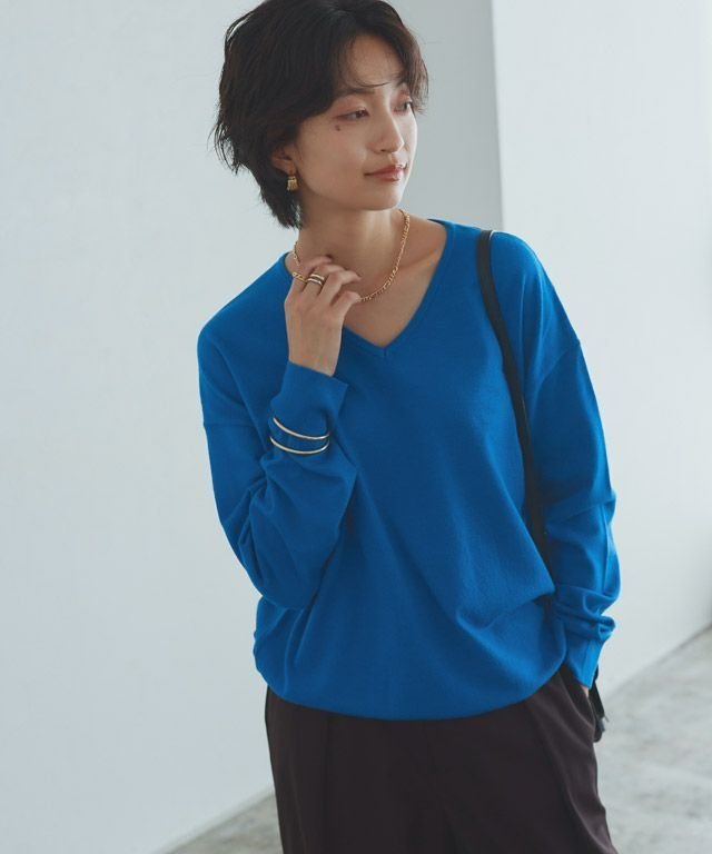 【ピエロ/Pierrot】のRASW ビスコースVネックルーズニット インテリア・キッズ・メンズ・レディースファッション・服の通販 founy(ファニー) 　ファッション　Fashion　レディースファッション　Fashion for Women　トップス・カットソー　Cut & Sew Tops　ニット　Knit Tops & Sweaters　Vネックトップス　V-Neck Tops / V-Cut Neckline Shirts　送料無料　Free Shipping　なめらか　Smooth, Silky Texture　シンプル　Simple, Minimal　プチプライス・低価格　Affordable / Budget Price　エレガント 上品　Elegant　166cm / ブルー / M|ID: prp329100004641856 ipo3291000000033477200