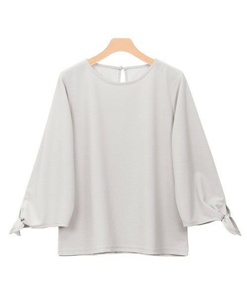 【ピエロ/Pierrot】の選べるTブラウス インテリア・キッズ・メンズ・レディースファッション・服の通販 founy(ファニー) 　ファッション　Fashion　レディースファッション　Fashion for Women　トップス・カットソー　Cut & Sew Tops　シャツ・ブラウス・オフィスカジュアル　Elegant Blouses & Button-Ups　カットソー　Cut and Sewn Top　ギャザー　Gathered, Ruffled　ジョーゼット　Georgette, Semi-Sheer Fabric　スリット　Slit, Slit Detail　スリーブ　Sleeve, Long Sleeve / Short Sleeve　デコルテ　Décolleté, Neckline　バランス　Balance, Style Balance　フェミニン　Feminine, Girly　フロント　Front, Front Design　リボン　Ribbon, Bow　プチプライス・低価格　Affordable / Budget Price　エレガント 上品　Elegant　ライトグレー|ID: prp329100004657713 ipo3291000000033695334