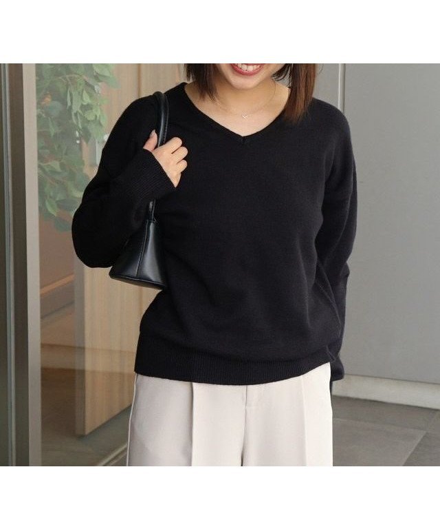 【ピエロ/Pierrot】のプレミアムカシミヤタッチオーバーサイズニット インテリア・キッズ・メンズ・レディースファッション・服の通販 founy(ファニー) 　ファッション　Fashion　レディースファッション　Fashion for Women　トップス・カットソー　Cut & Sew Tops　ニット　Knit Tops & Sweaters　送料無料　Free Shipping　シンプル　Simple, Minimal　スラックス　Slacks, Dress Pants　デニム　Denim, Jeans Material　プチプライス・低価格　Affordable / Budget Price　エレガント 上品　Elegant　150cm / ブラック / Vネック / M|ID: prp329100004672057 ipo3291000000034788870