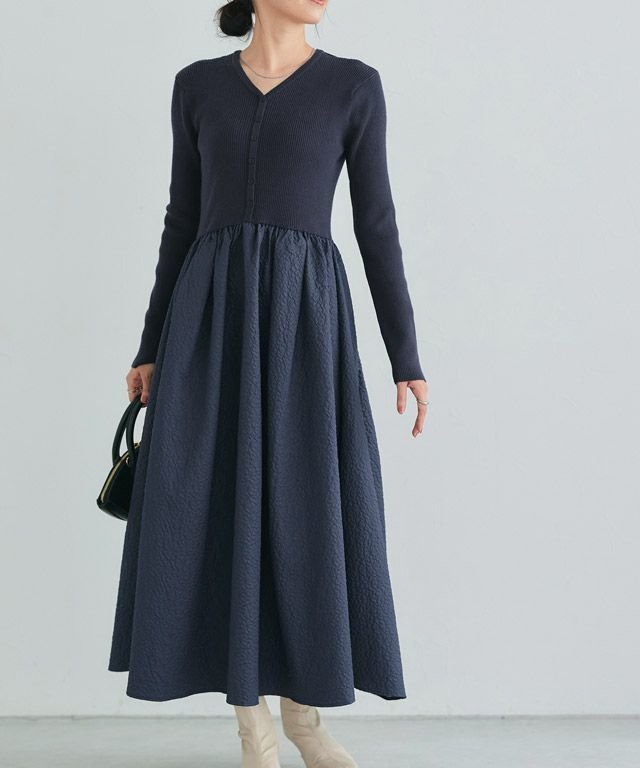 【ピエロ/Pierrot】の2wayジャカードドッキングワンピース インテリア・キッズ・メンズ・レディースファッション・服の通販 founy(ファニー) 　ファッション　Fashion　レディースファッション　Fashion for Women　ワンピース　Dresses　送料無料　Free Shipping　カーディガン　Cardigan, Knitwear　ジャカード／ジャガード　Jacquard, Woven Pattern　トレンド　Trend, Trending Now　ドッキング　Docking, Mixed Material　フィット　Fit, Slim Fit　フレア　Flare, Flared　プチプライス・低価格　Affordable / Budget Price　リブニット　Rib Knit, Ribbed Knit　エレガント 上品　Elegant　162cm / ネイビー / M|ID: prp329100004695691 ipo3291000000033908584