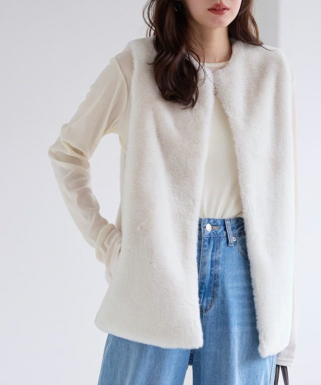 【ピエロ/Pierrot】のフェイクファージレ インテリア・キッズ・メンズ・レディースファッション・服の通販 founy(ファニー) 　ファッション　Fashion　レディースファッション　Fashion for Women　アウター　Coat / Outerwear Collection　トップス・カットソー　Cut & Sew Tops　ベスト&ジレ / 重ね着スタイル　Vests & Gilets　送料無料　Free Shipping　シンプル　Simple, Minimal　フェイクファー　Faux Fur, Imitation Fur　プチプライス・低価格　Affordable / Budget Price　フェイクファージレ|ID: prp329100004707169 ipo3291000000033997029