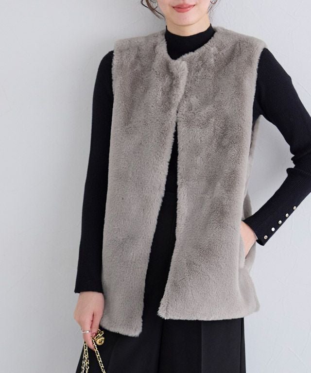 【ピエロ/Pierrot】のフェイクファージレ【木村えりなさんYouTube紹介アイテム】 人気、トレンドファッション・服の通販 founy(ファニー) 　ファッション　Fashion　レディースファッション　Fashion for Women　アウター　Coat / Outerwear Collection　トップス・カットソー　Cut & Sew Tops　ベスト&ジレ / 重ね着スタイル　Vests & Gilets　シンプル　Simple, Minimal　フェイクファー　Faux Fur, Imitation Fur　プチプライス・低価格　Affordable / Budget Price　 other-1|ID: prp329100004707169 ipo3291000000035965651