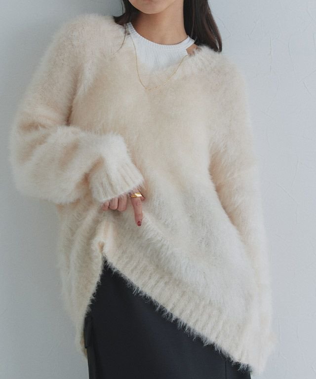 【ピエロ/Pierrot】のECLAM シャギーVネックニット インテリア・キッズ・メンズ・レディースファッション・服の通販 founy(ファニー) 　ファッション　Fashion　レディースファッション　Fashion for Women　トップス・カットソー　Cut & Sew Tops　ニット　Knit Tops & Sweaters　Vネックトップス　V-Neck Tops / V-Cut Neckline Shirts　おすすめ　Recommended / Our Picks　キャミソール　Camisole, Spaghetti Strap Top　スラックス　Slacks, Dress Pants　タイトスカート　Pencil Skirt, Tight Skirt　デコルテ　Décolleté, Neckline　デニム　Denim, Jeans Material　フェミニン　Feminine, Girly　プチプライス・低価格　Affordable / Budget Price　ワイド　Wide, Wide Fit　A/W・秋冬　Autumn/Winter　163cm / アイボリー / M|ID: prp329100004709629 ipo3291000000034779677