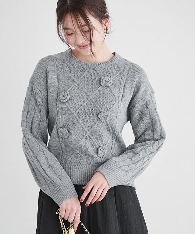 【ピエロ/Pierrot】のローズモチーフニット 【10月中旬頃より順次発送】 人気、トレンドファッション・服の通販 founy(ファニー) 　ファッション　Fashion　レディースファッション　Fashion for Women　トップス・カットソー　Cut & Sew Tops　ニット　Knit Tops & Sweaters　送料無料　Free Shipping　シンプル　Simple, Minimal　トレンド　Trend, Trending Now　バランス　Balance, Style Balance　フラワー　Flower, Floral　プチプライス・低価格　Affordable / Budget Price　モチーフ　Motif, Design Theme　ローズ　Rose, Rose Motif　 other-1|ID: prp329100004722859 ipo3291000000034134863