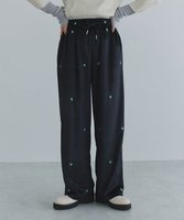 【ピエロ/Pierrot】のECLAM フラワー刺繍ベロアワイドパンツ 人気、トレンドファッション・服の通販 founy(ファニー) ファッション Fashion レディースファッション Fashion for Women パンツ Pants & Trousers 送料無料 Free Shipping シンプル Simple, Minimal ジャケット Jacket, Outerwear スウェット / スエット Sweatshirt, Sweatwear トレンド Trend, Trending Now フラワー Flower, Floral プチプライス・低価格 Affordable / Budget Price ベロア Velour, Soft Velvet エレガント 上品 Elegant 今季 This Season, Current Season A/W・秋冬 Autumn/Winter |ID:prp329100004740307