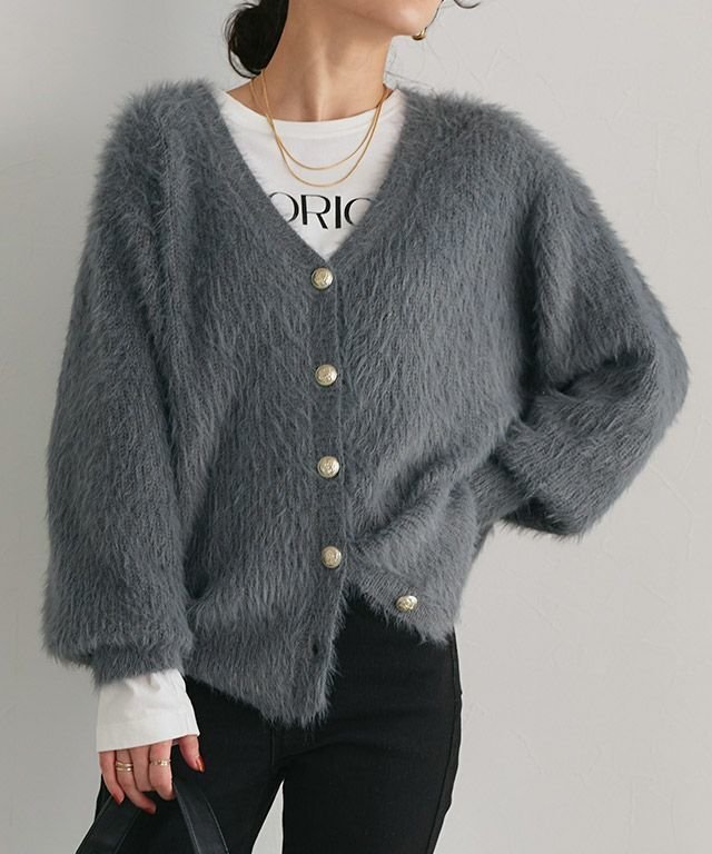 【ピエロ/Pierrot】のゴールドボタンシャギーニットカーディガン インテリア・キッズ・メンズ・レディースファッション・服の通販 founy(ファニー) https://founy.com/ ファッション Fashion レディースファッション Fashion for Women トップス・カットソー Cut & Sew Tops ニット Knit Tops & Sweaters カーディガン・羽織り Layered Style Cardigans カーディガン Cardigan, Knitwear クラシカル Classical, Vintage-Inspired トレンド Trend, Trending Now プチプライス・低価格 Affordable / Budget Price ベーシック Basic, Essential |ID: prp329100004740316 ipo3291000000034837026