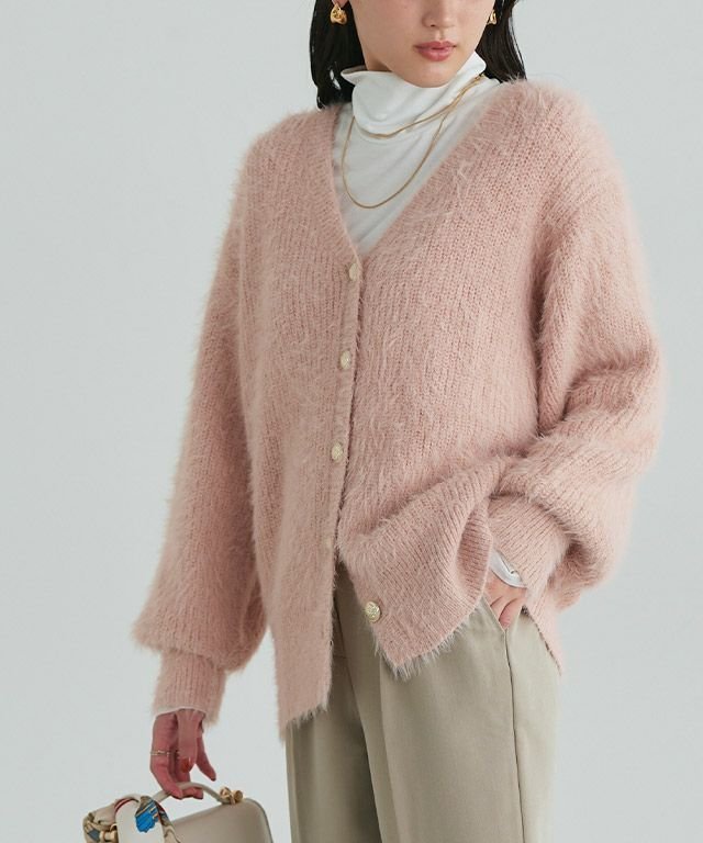 【ピエロ/Pierrot】の【A会場】ゴールドボタンシャギーニットカーディガン インテリア・キッズ・メンズ・レディースファッション・服の通販 founy(ファニー) 　ファッション　Fashion　レディースファッション　Fashion for Women　トップス・カットソー　Cut & Sew Tops　ニット　Knit Tops & Sweaters　カーディガン・羽織り　Layered Style Cardigans　送料無料　Free Shipping　カーディガン　Cardigan, Knitwear　クラシカル　Classical, Vintage-Inspired　トレンド　Trend, Trending Now　プチプライス・低価格　Affordable / Budget Price　ベーシック　Basic, Essential　160cm / ピンク / M|ID: prp329100004740316 ipo3291000000035496286