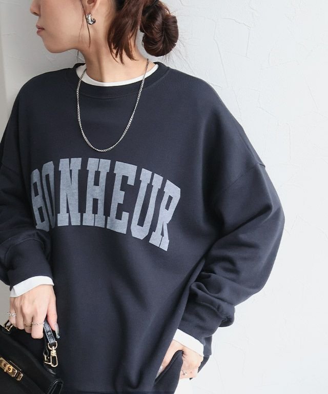 【ピエロ/Pierrot】のオーバーサイズロゴスウェット インテリア・キッズ・メンズ・レディースファッション・服の通販 founy(ファニー) https://founy.com/ ファッション Fashion レディースファッション Fashion for Women トップス・カットソー Cut & Sew Tops レディースパーカー・カジュアルフーディー Casual Hoodies & Sweatshirts スウェット・クルーネックトップス Sweatshirts & Crewnecks / Relaxed Fit Sweat Tops シンプル Simple, Minimal スウェット / スエット Sweatshirt, Sweatwear デニム Denim, Jeans Material トレンド Trend, Trending Now フロント Front, Front Design プチプライス・低価格 Affordable / Budget Price ラウンド Round, Round Neck リラックス Relax, Relaxed Fit ロング Long, Long-Length |ID: prp329100004744806 ipo3291000000034664939