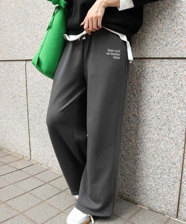 【ピエロ/Pierrot】の刺繍スウェットパンツ インテリア・キッズ・メンズ・レディースファッション・服の通販 founy(ファニー) 　ファッション　Fashion　レディースファッション　Fashion for Women　パンツ　Pants & Trousers　送料無料　Free Shipping　シルバー　Silver, Metallic Silver　スウェット / スエット　Sweatshirt, Sweatwear　スタイリッシュ　Stylish, Fashionable　プチプライス・低価格　Affordable / Budget Price　リラックス　Relax, Relaxed Fit　163cm / チャコール / M|ID: prp329100004744809 ipo3291000000034296747