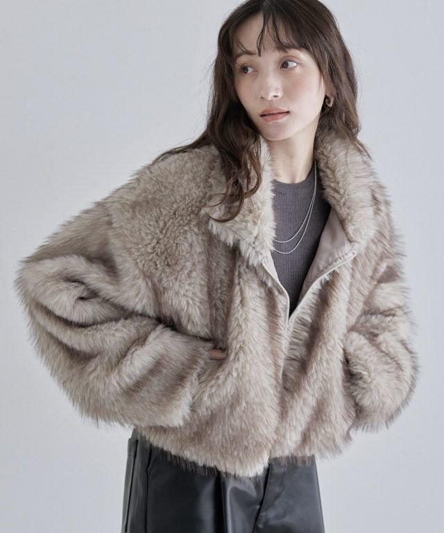 【ピエロ/Pierrot】のECLAM フェイクファージップアップブルゾン インテリア・キッズ・メンズ・レディースファッション・服の通販 founy(ファニー) ファッション Fashion レディースファッション Fashion for Women アウター Coat / Outerwear Collection レディースジャケット・軽アウター Jackets ブルゾンジャケット・スポーティアウター Blouson Jackets 送料無料 Free Shipping おすすめ Recommended / Our Picks クロップド Cropped, Short Length コンパクト Compact, Small Size ジップ Zip, Zipper スタンド Stand Collar, Upright Stand トレンド Trend, Trending Now バランス Balance, Style Balance フェイクファー Faux Fur, Imitation Fur ブルゾン Blouson, Bomber Jacket プチプライス・低価格 Affordable / Budget Price A/W・秋冬 Autumn/Winter 160cm / ベージュ / F|ID: prp329100004775701 ipo3291000000035746329