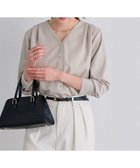 【ピエロ/Pierrot】のゴールドボタンVネックTブラウス 人気、トレンドファッション・服の通販 founy(ファニー) ファッション Fashion レディースファッション Fashion for Women トップス・カットソー Cut & Sew Tops シャツ・ブラウス・オフィスカジュアル Elegant Blouses & Button-Ups Vネックトップス V-Neck Tops / V-Cut Neckline Shirts 送料無料 Free Shipping カットソー Cut and Sewn Top シンプル Simple, Minimal ジョーゼット Georgette, Semi-Sheer Fabric フロント Front, Front Design プチプライス・低価格 Affordable / Budget Price エレガント 上品 Elegant thumbnail 166cm / グレー / M|ID: prp329100004832139 ipo3291000000035965283