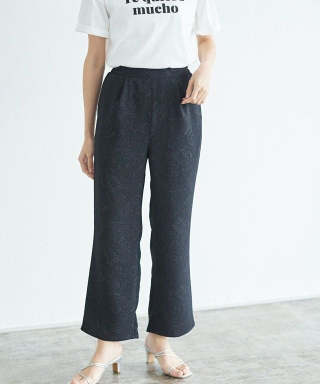 【ピエロ/Pierrot】の【アウトレットSALE!】ペイズリージャカードパンツ インテリア・キッズ・メンズ・レディースファッション・服の通販 founy(ファニー) 　ファッション　Fashion　レディースファッション　Fashion for Women　パンツ　Pants & Trousers　アウトレット　Outlet / Clearance　ジャカード／ジャガード　Jacquard, Woven Pattern　ストレート　Straight, Straight Cut　トレンド　Trend, Trending Now　プチプライス・低価格　Affordable / Budget Price　リラックス　Relax, Relaxed Fit　ブラック|ID: prp329100004841269 ipo3291000000035995514