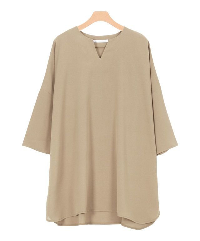 【ピエロ/Pierrot】のキーネックチュニックブラウス インテリア・キッズ・メンズ・レディースファッション・服の通販 founy(ファニー) 　ファッション　Fashion　レディースファッション　Fashion for Women　トップス・カットソー　Cut & Sew Tops　シャツ・ブラウス・オフィスカジュアル　Elegant Blouses & Button-Ups　なめらか　Smooth, Silky Texture　チュニック　Tunic, Long Top　プチプライス・低価格　Affordable / Budget Price　ボトム　Bottoms, Lower Wear　ベージュ|ID: prp329100004846083 ipo3291000000035351127