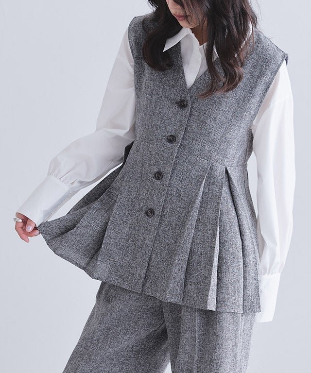 【ピエロ/Pierrot】のECLAM サマーツイードタックジレベスト インテリア・キッズ・メンズ・レディースファッション・服の通販 founy(ファニー) 　ファッション　Fashion　レディースファッション　Fashion for Women　アウター　Coat / Outerwear Collection　トップス・カットソー　Cut & Sew Tops　ベスト&ジレ / 重ね着スタイル　Vests & Gilets　送料無料　Free Shipping　おすすめ　Recommended / Our Picks　キャミソール　Camisole, Spaghetti Strap Top　サマー　Summer, Summer Style　セットアップ　Set-Up, Coordinated Outfit　タンク　Tank Top, Sleeveless Top　ツイード　Twill, Twill Weave　フォルム　Silhouette, Form　プチプライス・低価格　Affordable / Budget Price　ペプラム　Peplum, Flared Hem　[ECLAM]サマーツイードタックジレベスト|ID: prp329100004861618 ipo3291000000036039685