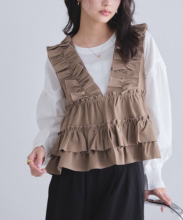 【ピエロ/Pierrot】のECLAM フリルギャザーベスト インテリア・キッズ・メンズ・レディースファッション・服の通販 founy(ファニー) 　ファッション　Fashion　レディースファッション　Fashion for Women　アウター　Coat / Outerwear Collection　トップス・カットソー　Cut & Sew Tops　ベスト&ジレ / 重ね着スタイル　Vests & Gilets　送料無料　Free Shipping　ツイル　Twist, Twisted Detail　フリル　Frill, Ruffle　フレア　Flare, Flared　プチプライス・低価格　Affordable / Budget Price　[ECLAM]フリルギャザーベスト|ID: prp329100004861619 ipo3291000000036039712