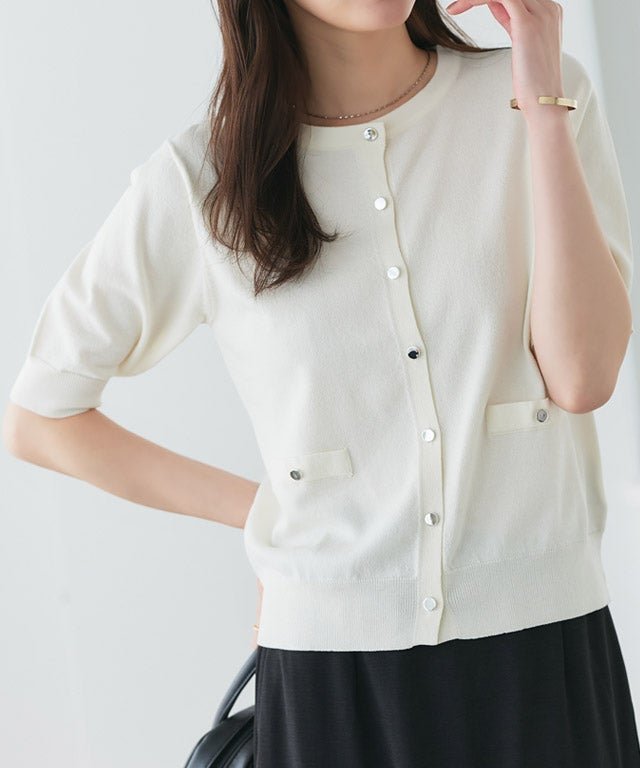 【ピエロ/Pierrot】の【接触冷感/UV/ウォッシャブル】メタルボタンパフスリーブニットカーディガン インテリア・キッズ・メンズ・レディースファッション・服の通販 founy(ファニー) ファッション Fashion レディースファッション Fashion for Women トップス・カットソー Cut & Sew Tops ニット Knit Tops & Sweaters カーディガン・羽織り Layered Style Cardigans ウォッシャブル Machine Washable シンプル Simple, Minimal フロント Front, Front Design プチプライス・低価格 Affordable / Budget Price メタル Metal, Metal Parts エレガント 上品 Elegant 羽織 Haori, Light Jacket 167cm / オフホワイト / M|ID: prp329100004870523 ipo3291000000036300980