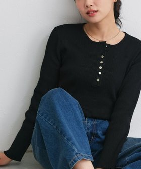 【ピエロ/Pierrot】の多機能ゴールドボタンヘンリーネックニット 人気、トレンドファッション・服の通販 founy(ファニー) ファッション Fashion レディースファッション Fashion for Women トップス・カットソー Cut & Sew Tops ニット Knit Tops & Sweaters ウォッシャブル Machine Washable シンプル Simple, Minimal テクスチャー Texture, Textured Fabric プチプライス・低価格 Affordable / Budget Price エレガント 上品 Elegant 抗菌 Antibacterial, Bacteria-Resistant |ID:prp329100004904349