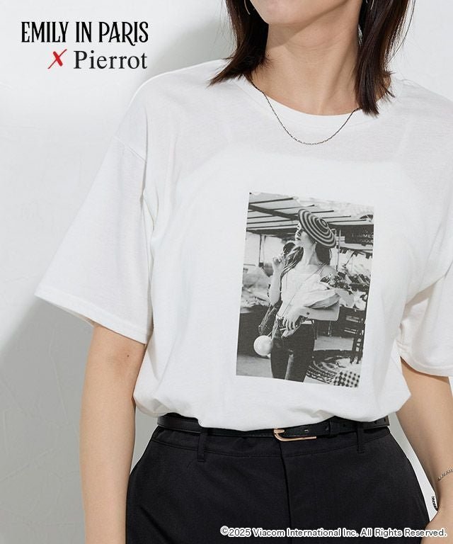 【ピエロ/Pierrot】の【EMILY IN PARIS】フォトプリントTシャツ インテリア・キッズ・メンズ・レディースファッション・服の通販 founy(ファウニー) https://founy.com/ ファッション Fashion レディースファッション Fashion for Women トップス・カットソー Cut & Sew Tops シャツ・ブラウス・オフィスカジュアル Elegant Blouses & Button-Ups ロングTシャツ・Tシャツ Longline T-Shirts & Tees シンプル Simple, Minimal デニム Denim, Jeans Material フレンチ French, French Style フロント Front, Front Design プチプライス・低価格 Affordable / Budget Price プリント Print, Printed Pattern ロング Long, Long-Length ワンポイント One Point, Statement Accent |ID: prp329100004972150 ipo3291000000037284139