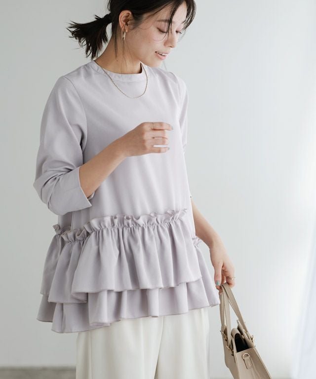 【ピエロ/Pierrot】のヘムフリルアシメブラウス インテリア・キッズ・メンズ・レディースファッション・服の通販 founy(ファウニー) 　ファッション　Fashion　レディースファッション　Fashion for Women　トップス・カットソー　Cut & Sew Tops　シャツ・ブラウス・オフィスカジュアル　Elegant Blouses & Button-Ups　シンプル　Simple, Minimal　フェミニン　Feminine, Girly　フリル　Frill, Ruffle　フレア　Flare, Flared　プチプライス・低価格　Affordable / Budget Price　167cm / グレー / M|ID: prp329100004972608 ipo3291000000037286257